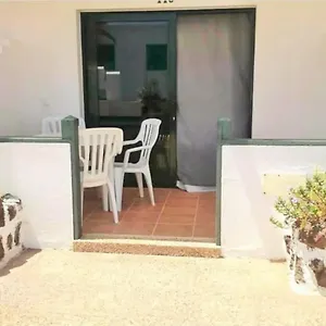 https://giulia-puerto-del-carmen.in-canary-islands.com